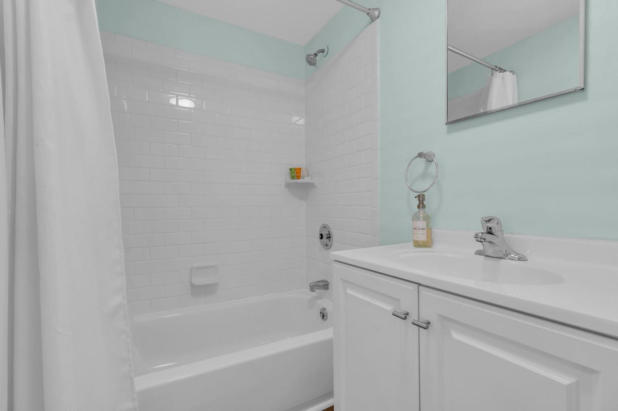 6-Min Walk To Asbury Park & Og Main St - Updated & Cozy Apartment In Historic Ocean Grove - Fire Pit & Patio - Fast Wi-Fi Екстер'єр фото